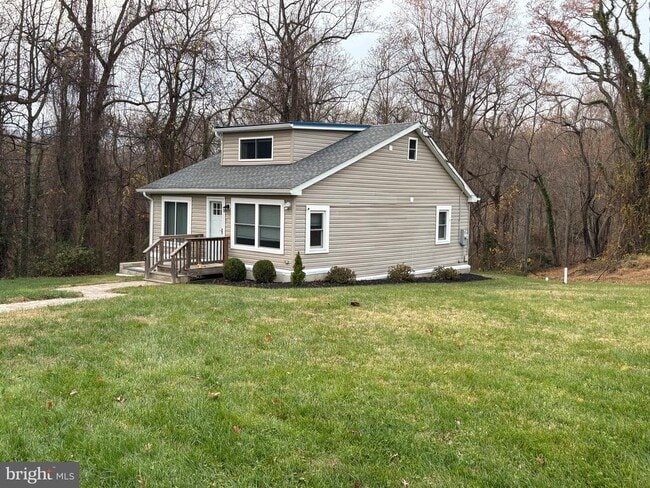 Photo - 1806 Johnson Rd