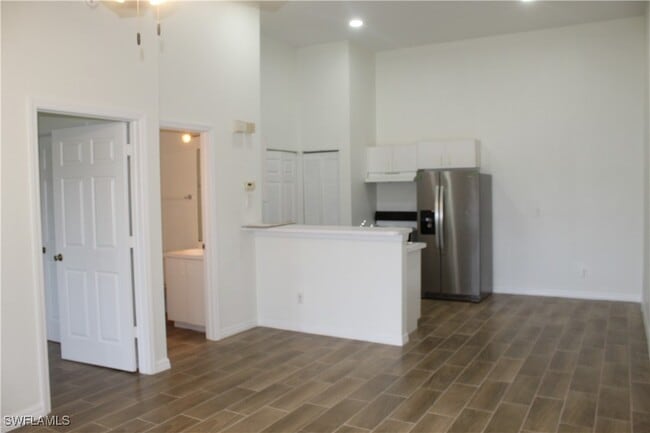 Building Photo - 27111 Matheson Ave Unit 206 Rental