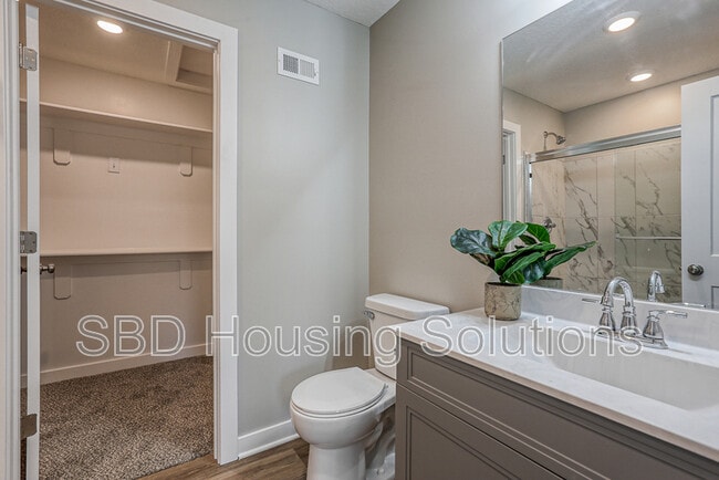 Photo - 2908 S Harvard Ave