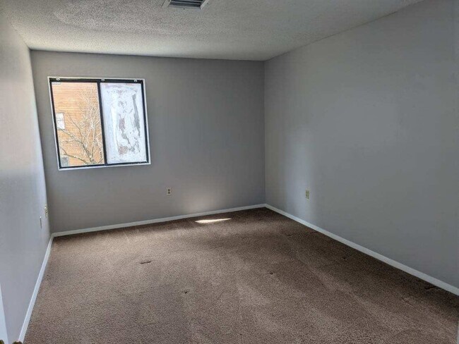 Photo - 17 Blackstone Dr