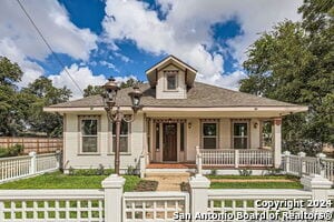 Photo - 515 W Highland Blvd