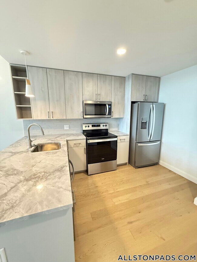 Photo - 55 Brighton Ave Unidad 517