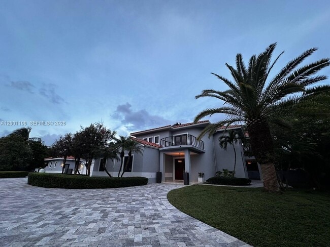 Building Photo - 223 NW 129th Ave