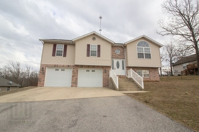 Photo - 21726 Lindsay Ln