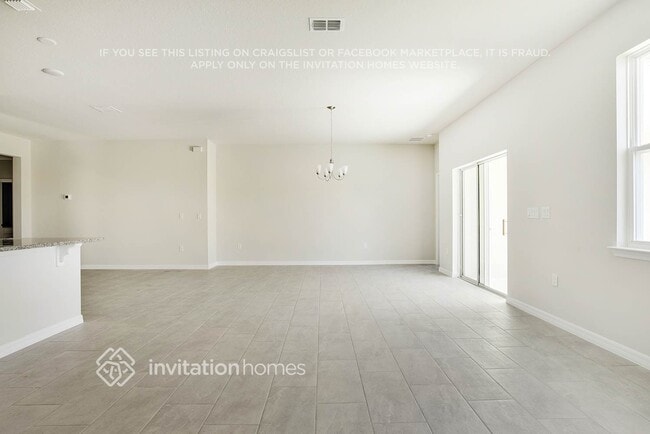 Photo - 1487 Grassland Ave