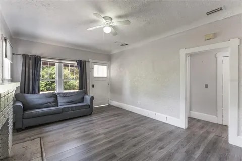 Photo - 735 N Clara Ave