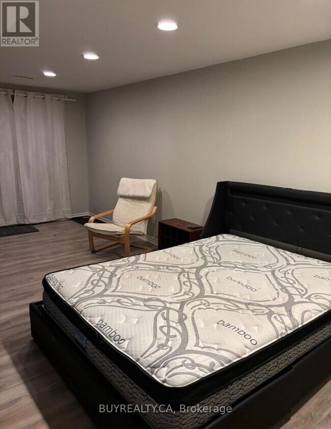 Photo - 85 October Ln