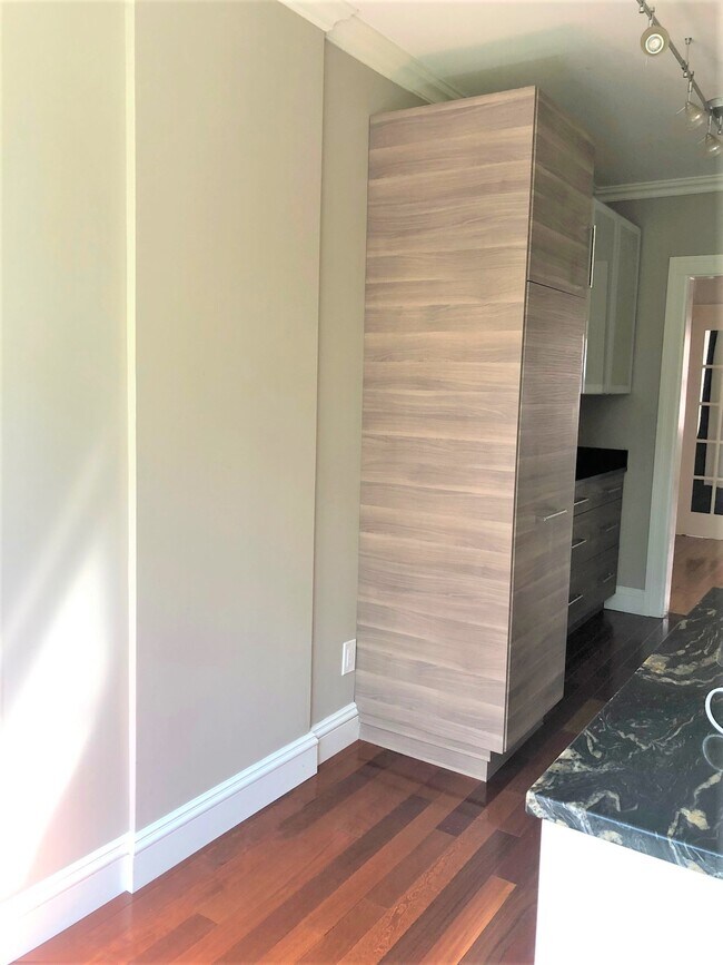 Photo - 145 Englewood Ave