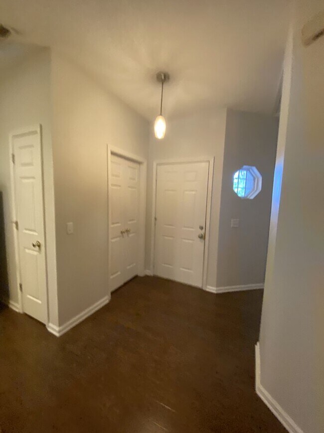 Photo - 3 miles to Wrightsville Beach! 1 Block fro...