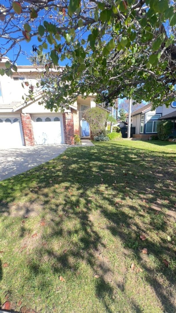 Photo - Welcome Home to This Spacious Fontana Rental!!