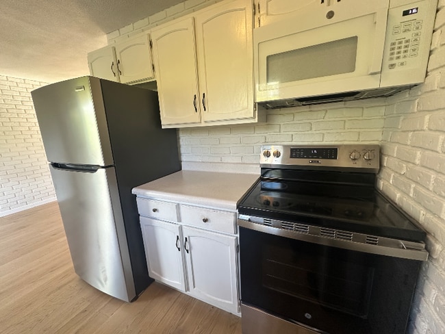 Photo - 425 Dorset St Unit 7