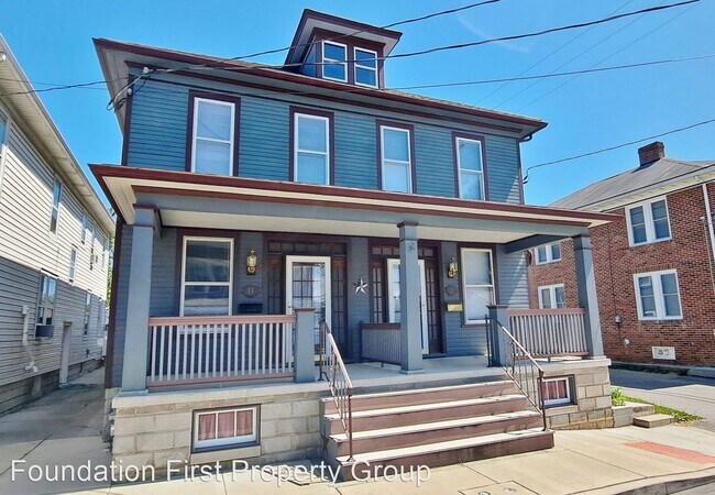 Photo - 3 br, 1.5 bath House - 13 E Granger Street