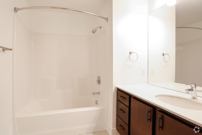 1BR, 1BA - D - Capitol Place Apartments