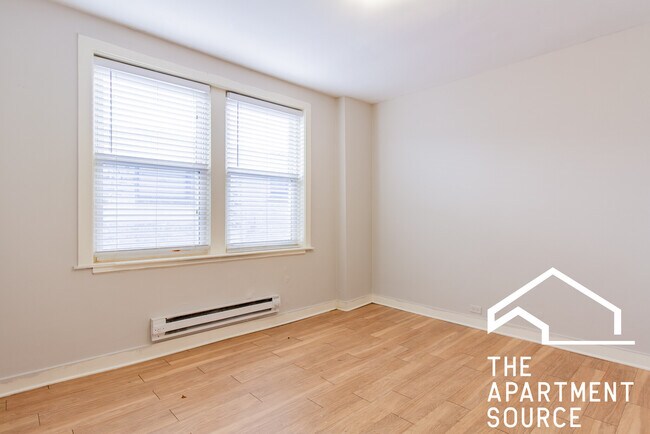 Photo - 515 W Belmont Ave Unit 46