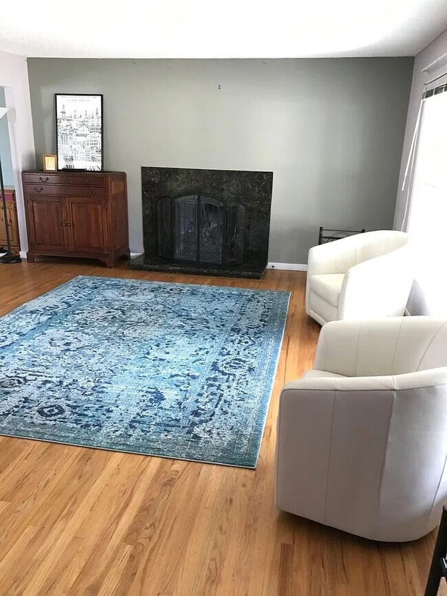 Photo - Spacious 4-Bedroom Home in North Davis – Ideal for Students w early July start date