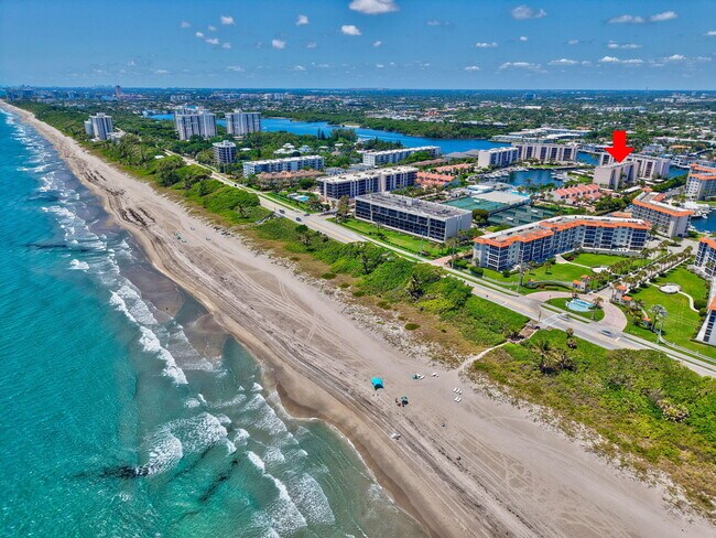 Building Photo - 2707 N Ocean Blvd Unit 306-D Rental