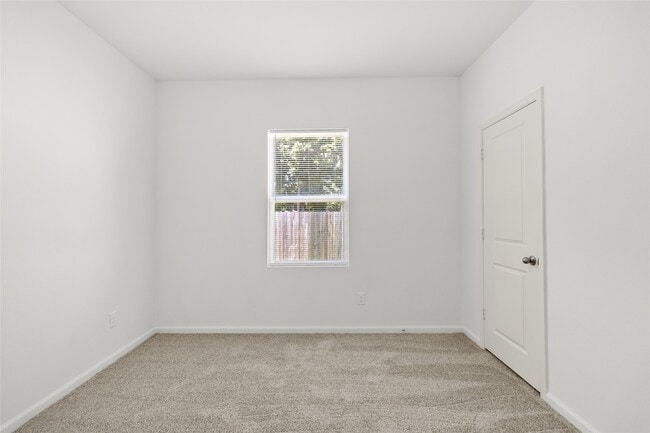 Photo - 3602 Admiralty Dr