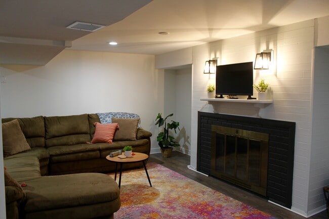 Photo - 535 Perry St