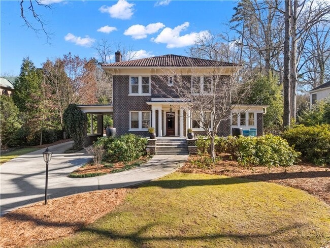 Building Photo - 979 Springdale Rd NE