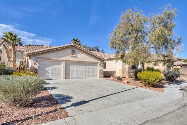 3131 Surf Spray St