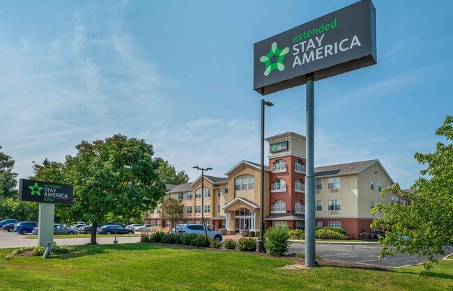 Furnished Studio-Indianapolis - Northwest - I-465