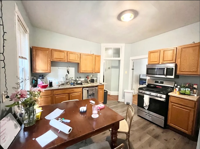 Building Photo - 36 Cherokee St Unit 2