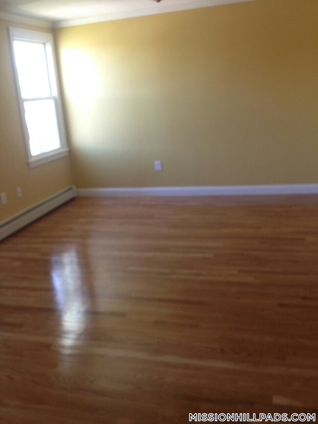 Building Photo - 1953 Columbus Ave