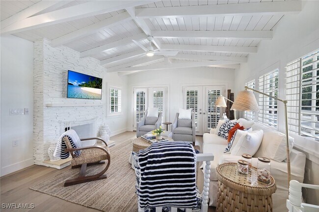 Photo - 47 8th Ave S