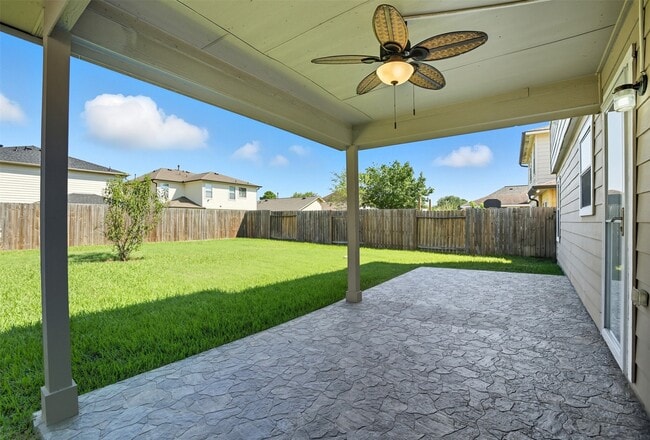 Building Photo - 2439 Pinpoint Dr