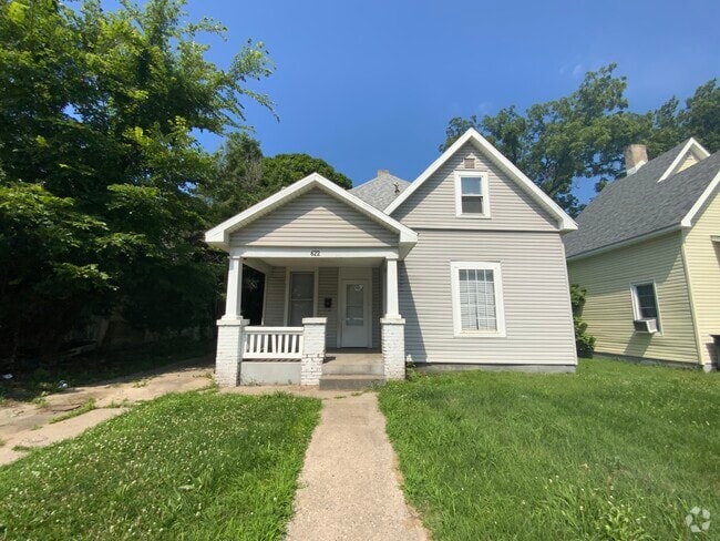 Building Photo - 622 Chandler St Rental
