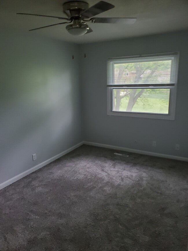 Photo - 5411 S 42nd Street Ct Unidad 5411 South 42nd