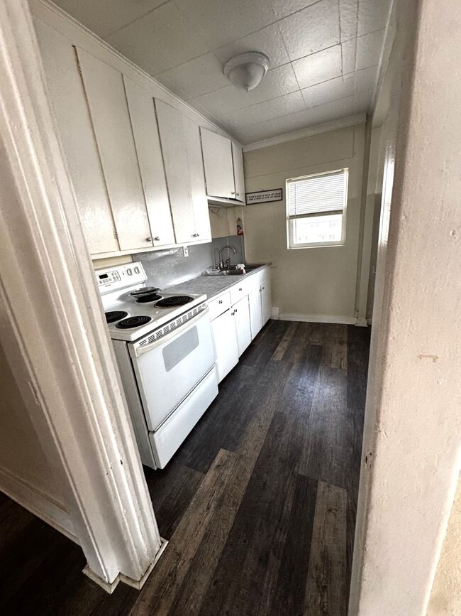 Photo - 1203 W Yakima Ave Unit 3