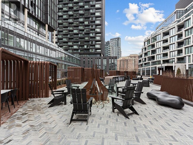 Photo - 5 Quarrington Ln Unit 1401