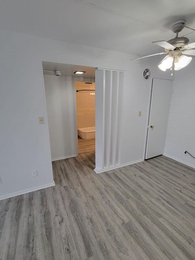 Photo - 9129 W National Ave Unit 22