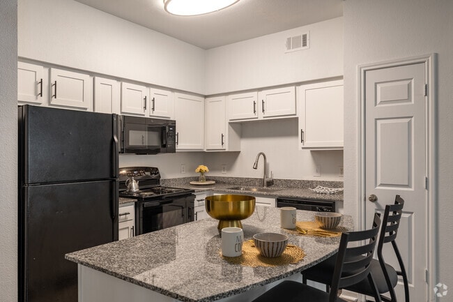 3 habitaciones, 3 baños - 1182 pies cuadrados - Cocina - Villagio - New