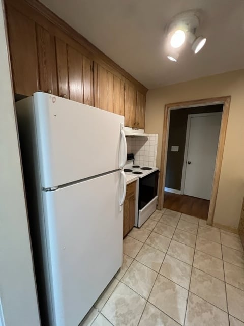 Photo - 2041 S Hawthorne Rd Unit 2041-B