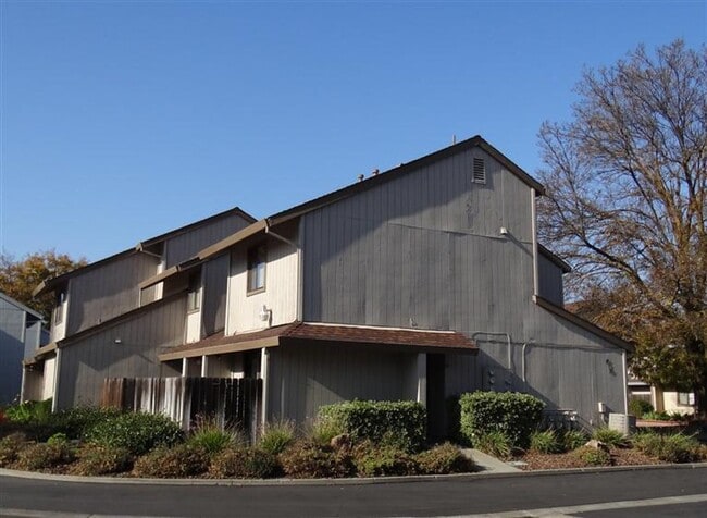 Photo - Townhome in West Davis 3 bed / 2 bath Unit C