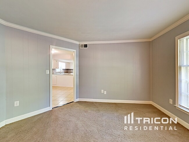 Photo - 6520 Farmingdale Dr