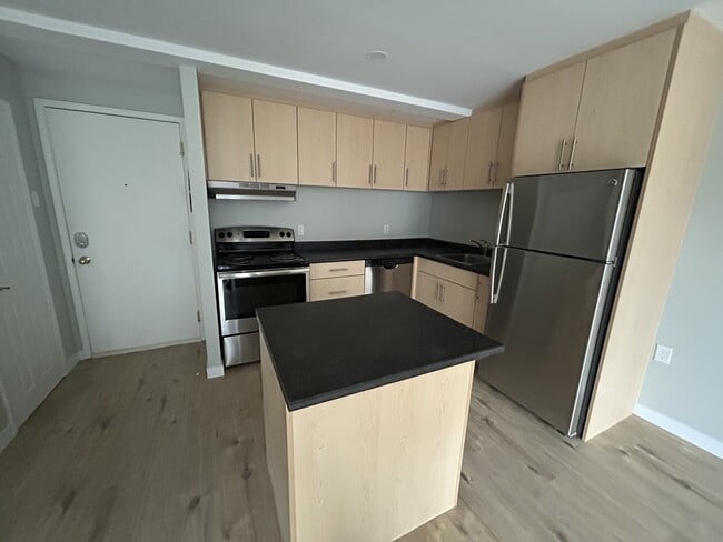 Photo - 5222-5222 Green St Unit 42