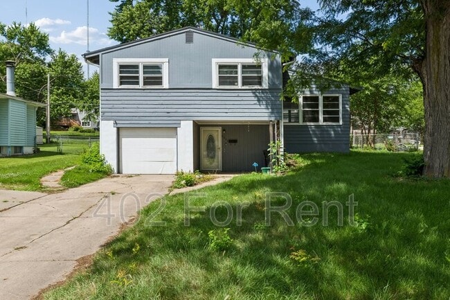 Building Photo - 6006 N 68th St