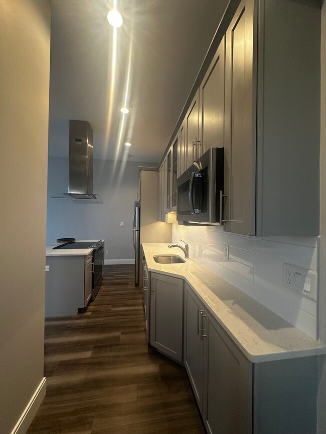 Photo - 191 Washington Ave