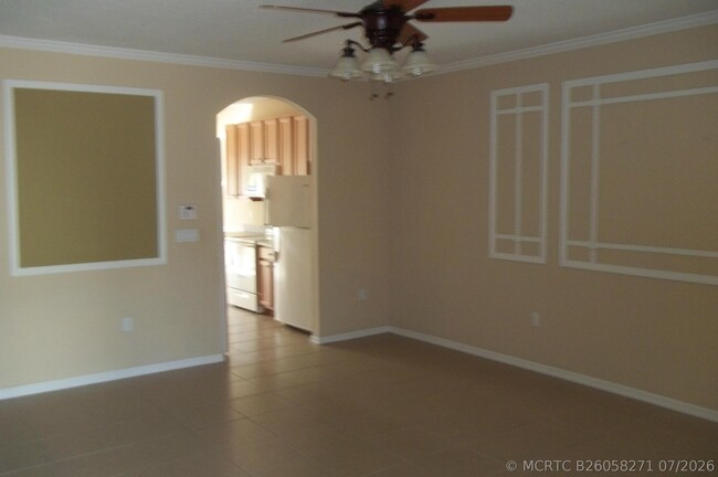 2132 SE Eatonville Dr