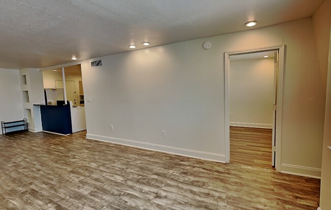 Photo - 1954 Conway Rd Unit Apt 11