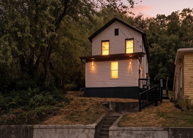 Photo - 1041 Market St