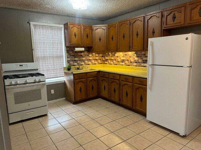 Photo - 1805 San Agustin Ave