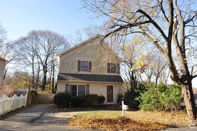 Building Photo - 36 Thorne Ln Rental