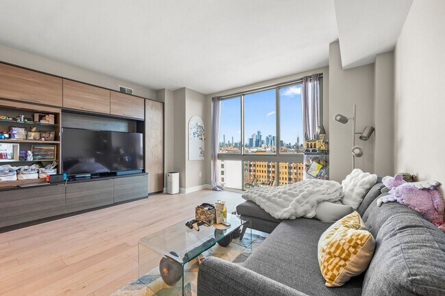 Building Photo - 800 Jackson St Unit # 707