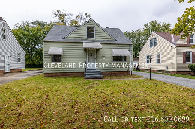 Photo - 19601 Ridgewood Ave
