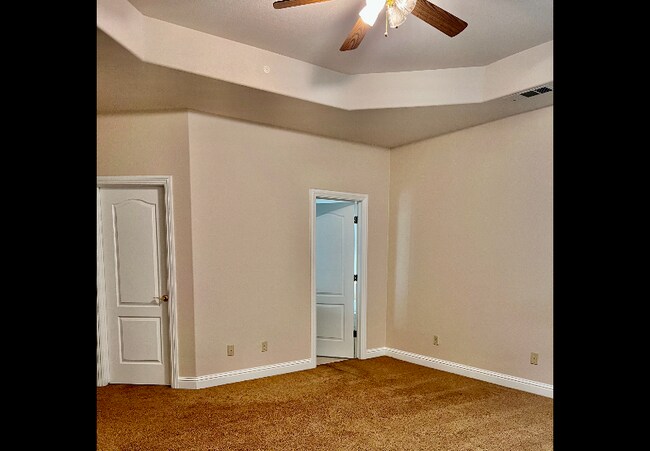 Photo - 1481 Hull Rd