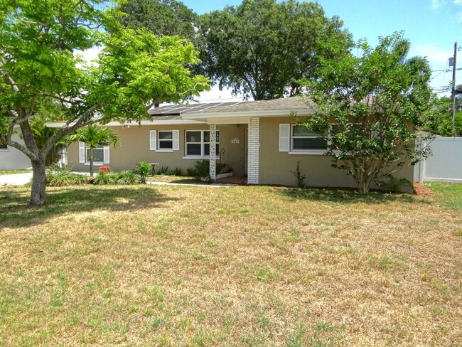 Building Photo - Gorgeous 3/2 home in Clearwater